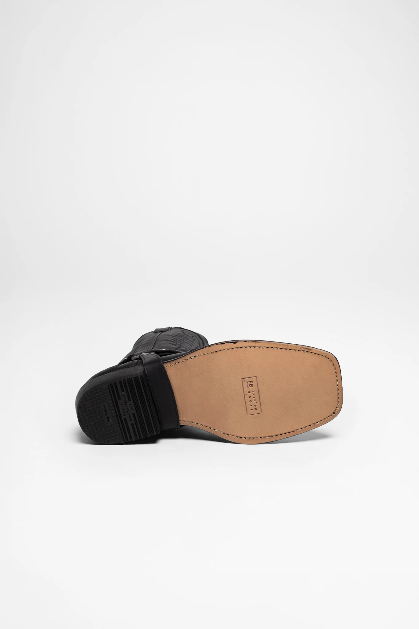 TAURO HIGH Unisex Schwarz - Image 3
